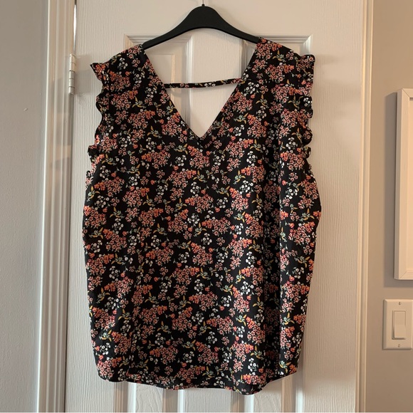 LOFT Plus Floral Print Flutter Shell Blouse - Size 18 - Picture 2 of 9